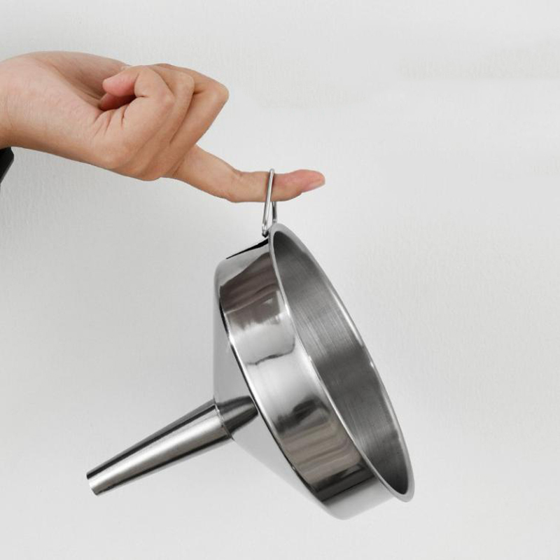 Promotion : Entonnoir métalliq - Kitchen Gadgets On Sale avis et prix